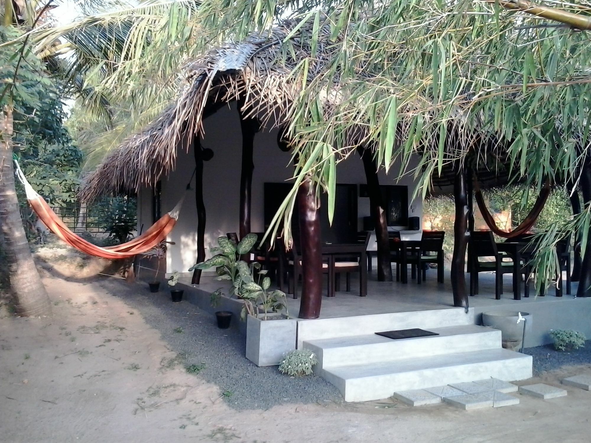 Chillenjoy Cabanas & Restaurant Tangalle Exterior photo